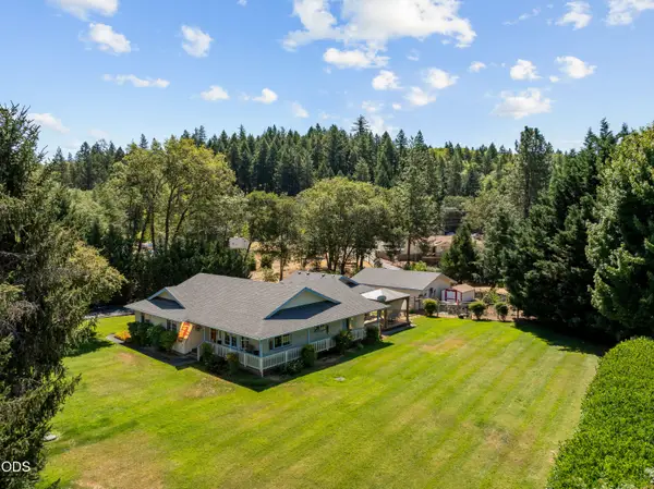 181 Jo Creek Place, Merlin, OR 97532