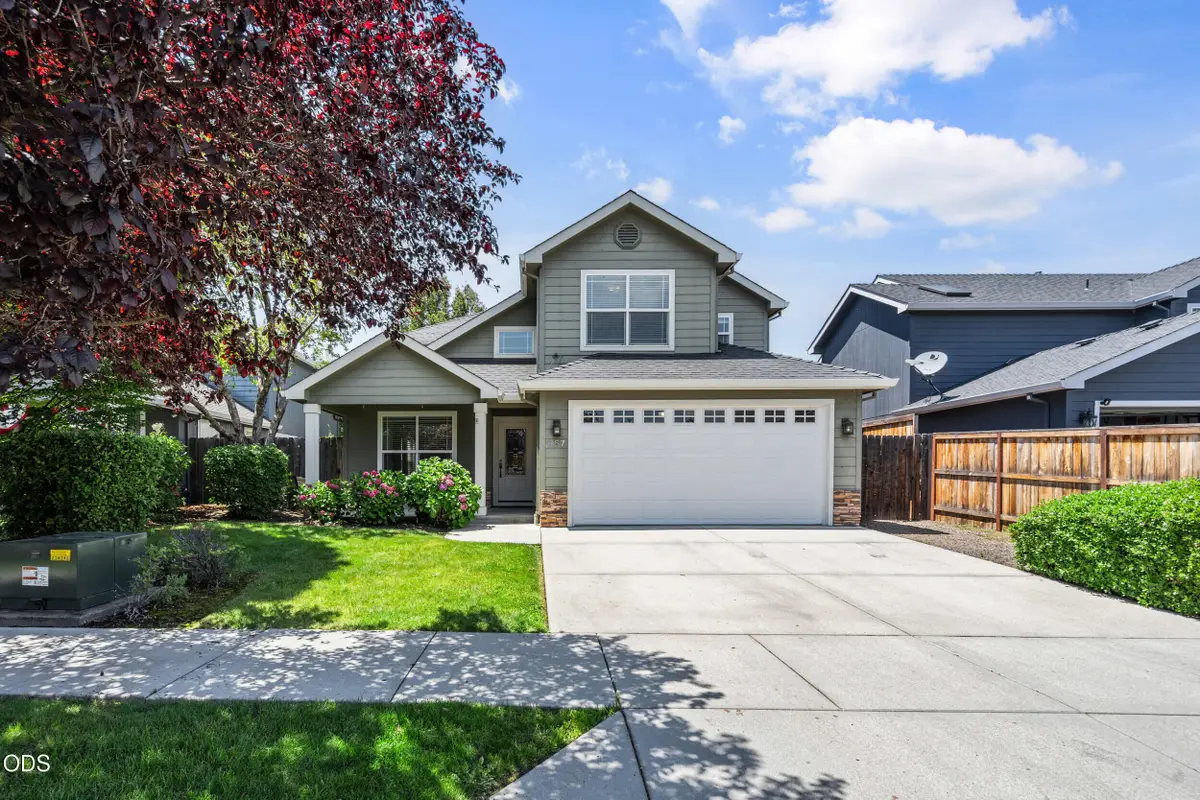 657 Spring Valley Drive, Medford, OR 97501 - #1