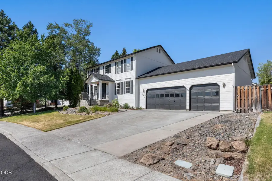 3672 SW Volcano Avenue, Redmond, OR 97756 - #3