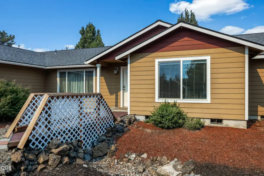 6306 SW Ermine Road, Terrebonne, OR 97760 - #2