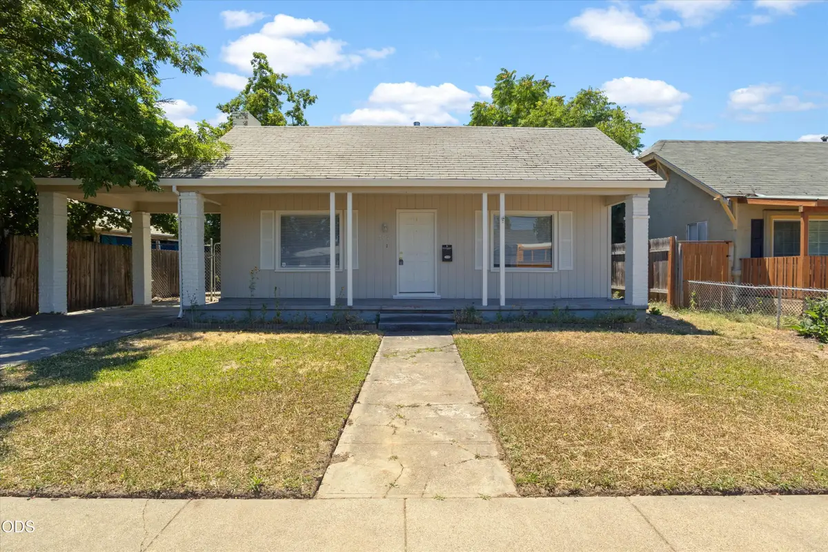 407 W Jackson Street, Medford, OR 97501 - #1