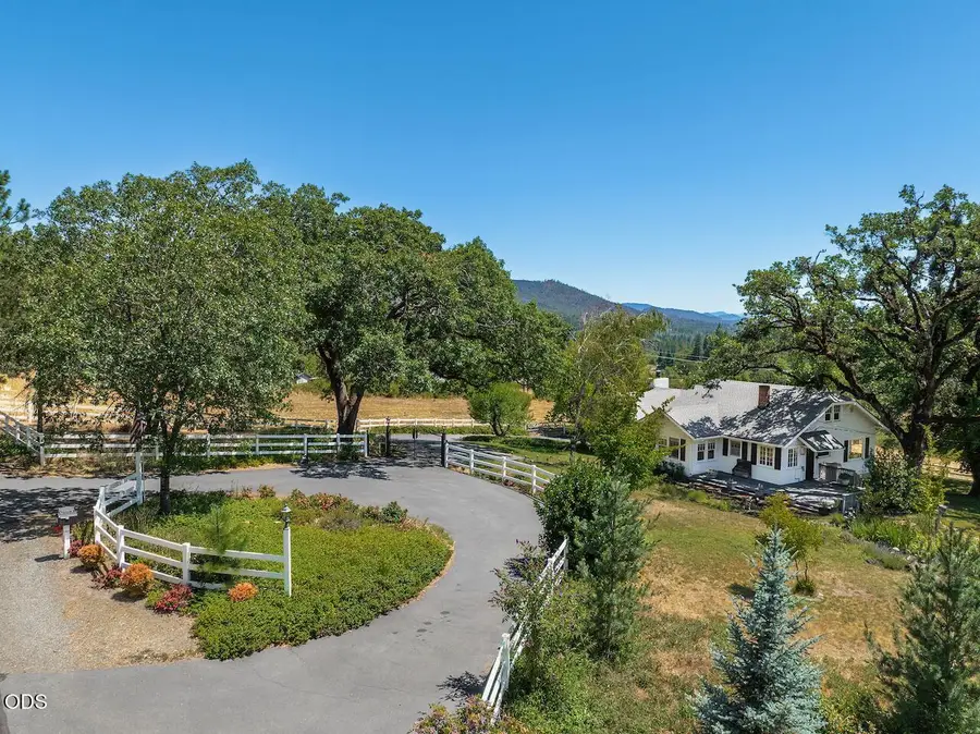1361 Oxyoke Road, Grants Pass, OR 97526 - #2
