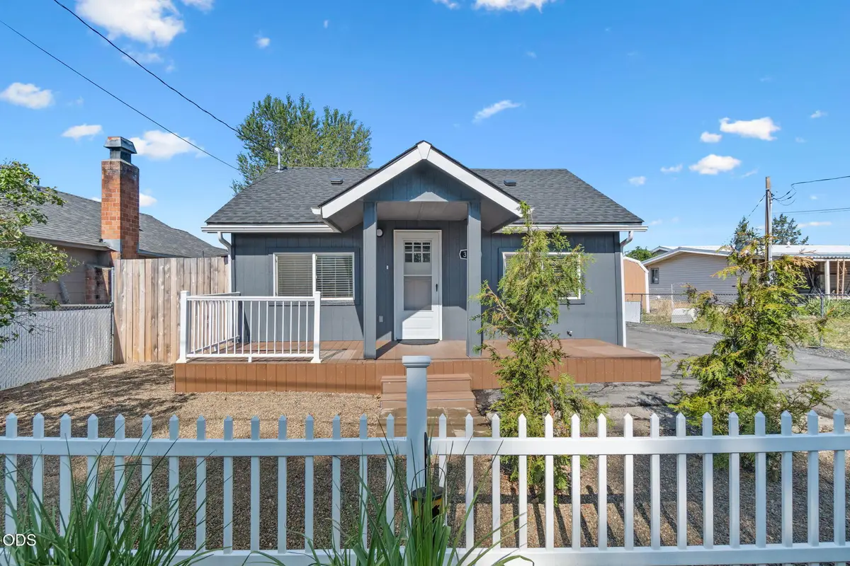 3634 Flint Street, Klamath Falls, OR 97601 - #1
