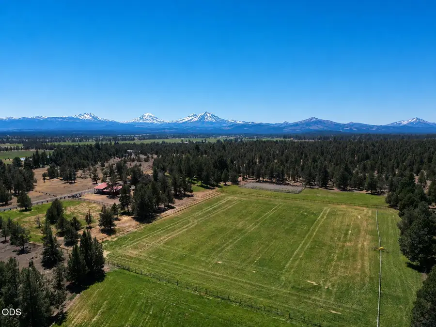 69175 Holmes Road, Sisters, OR 97759 - #3