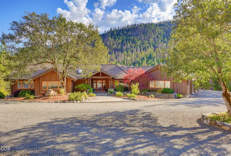 2459 Little Applegate Road, Jacksonville, OR 97530 - #2