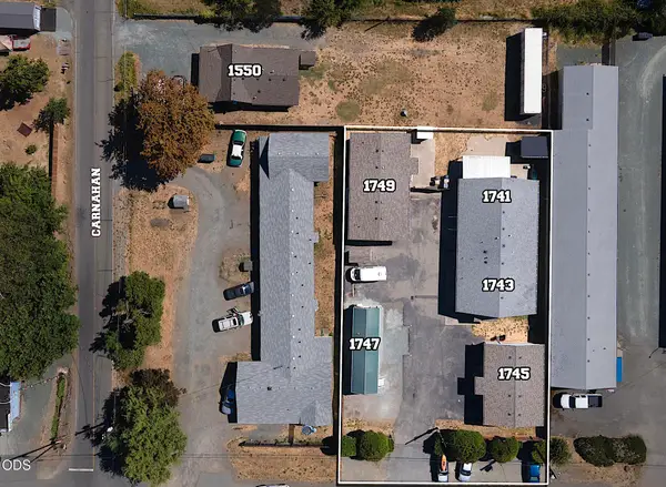 1741 Rogue River Highway, Grants Pass, OR 97527