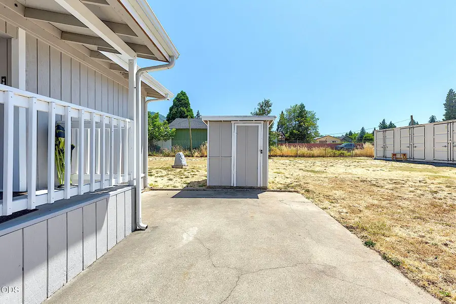 1741 Rogue River Highway, Grants Pass, OR 97527 - #3