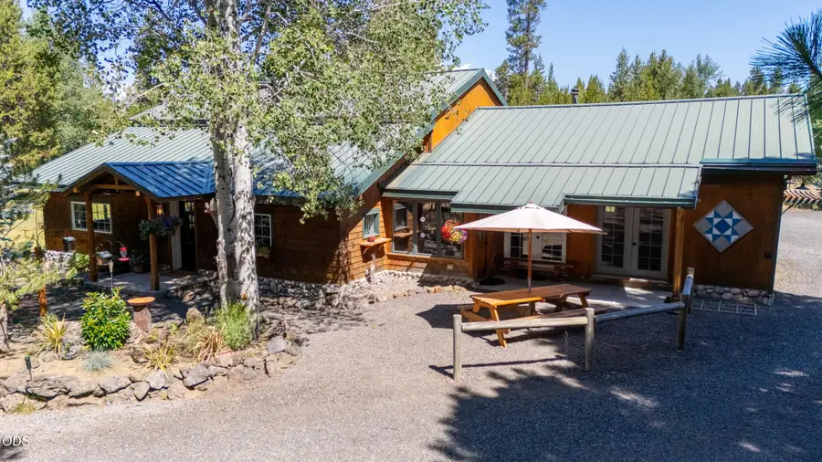 54440 Huntington Road, Bend, OR 97707 - #3