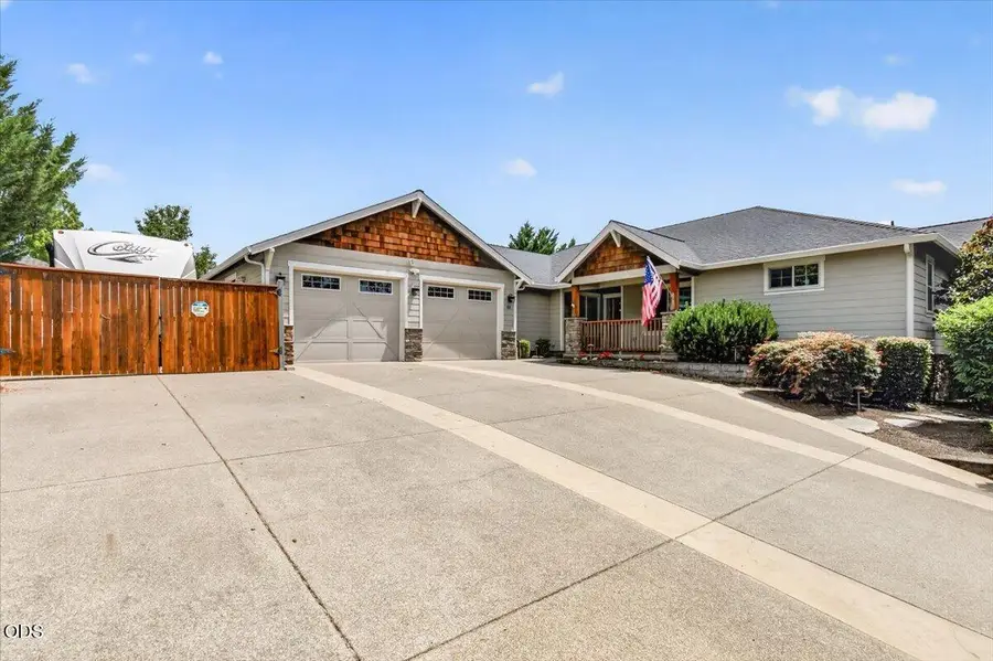 83 Hidden Valley Drive, Eagle Point, OR 97524 - #3