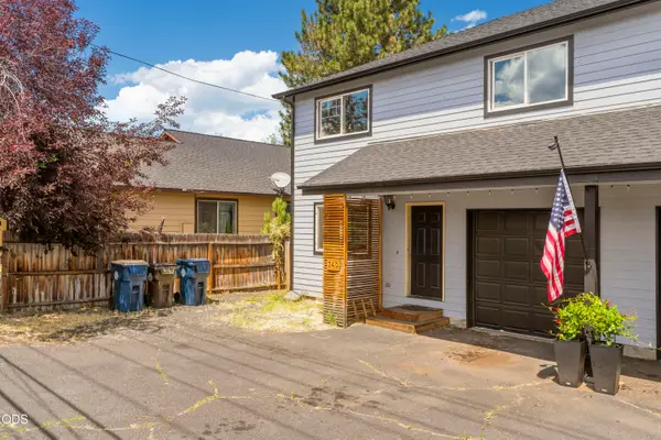 720 E Cascade Avenue, Sisters, OR 97759