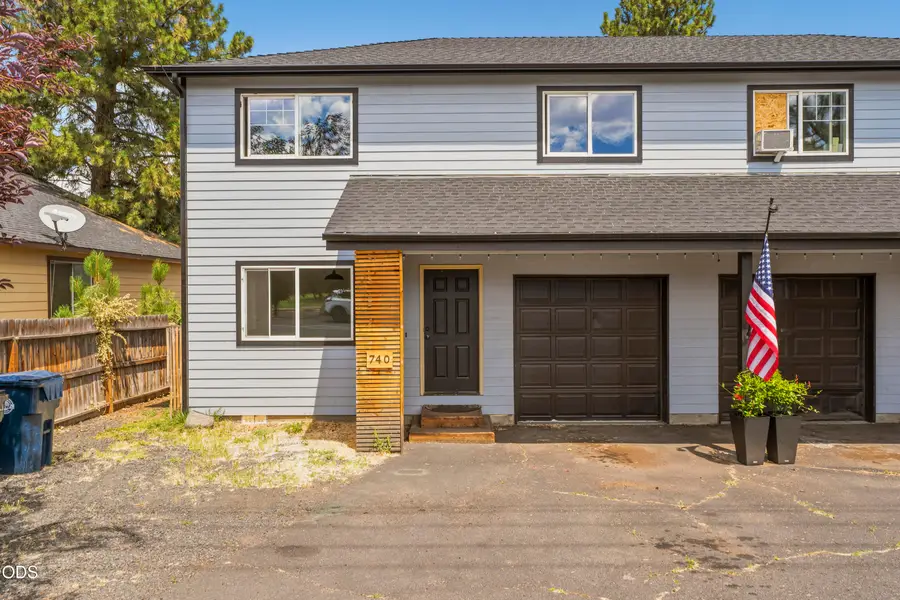 720 E Cascade Avenue, Sisters, OR 97759 - #3