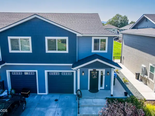 2024 SW Family Lane, Grants Pass, OR 97527