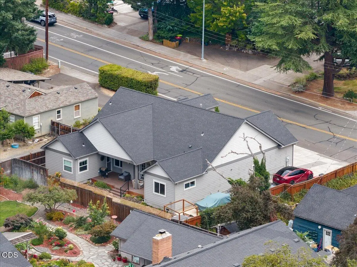 48 Black Oak Drive, Medford, OR 97504 - #1