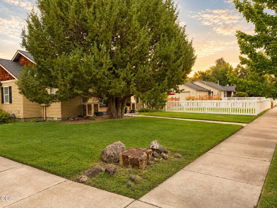 61367 Woodbury Lane, Bend, OR 97702 - #2