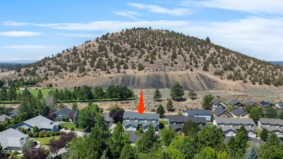 1926 NE Sams Loop, Bend, OR 97701 - #1