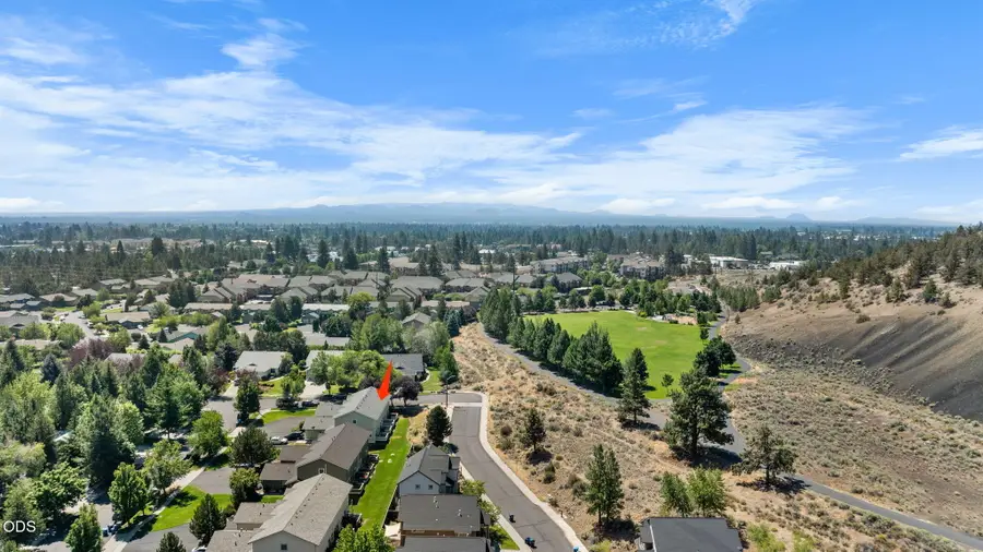 1926 NE Sams Loop, Bend, OR 97701 - #3