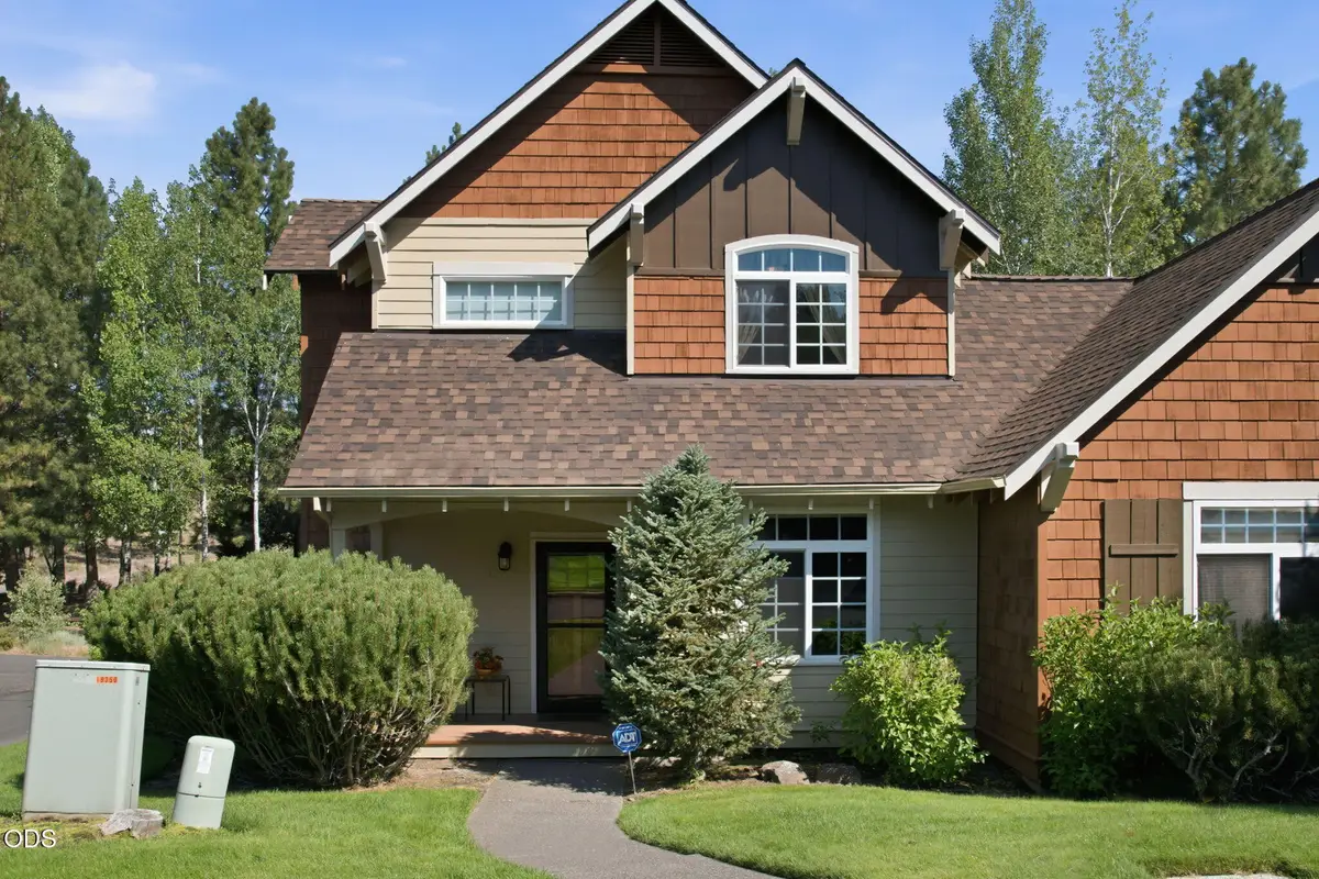 19350 SW Laurelhurst Way, Bend, OR 97702 - #1