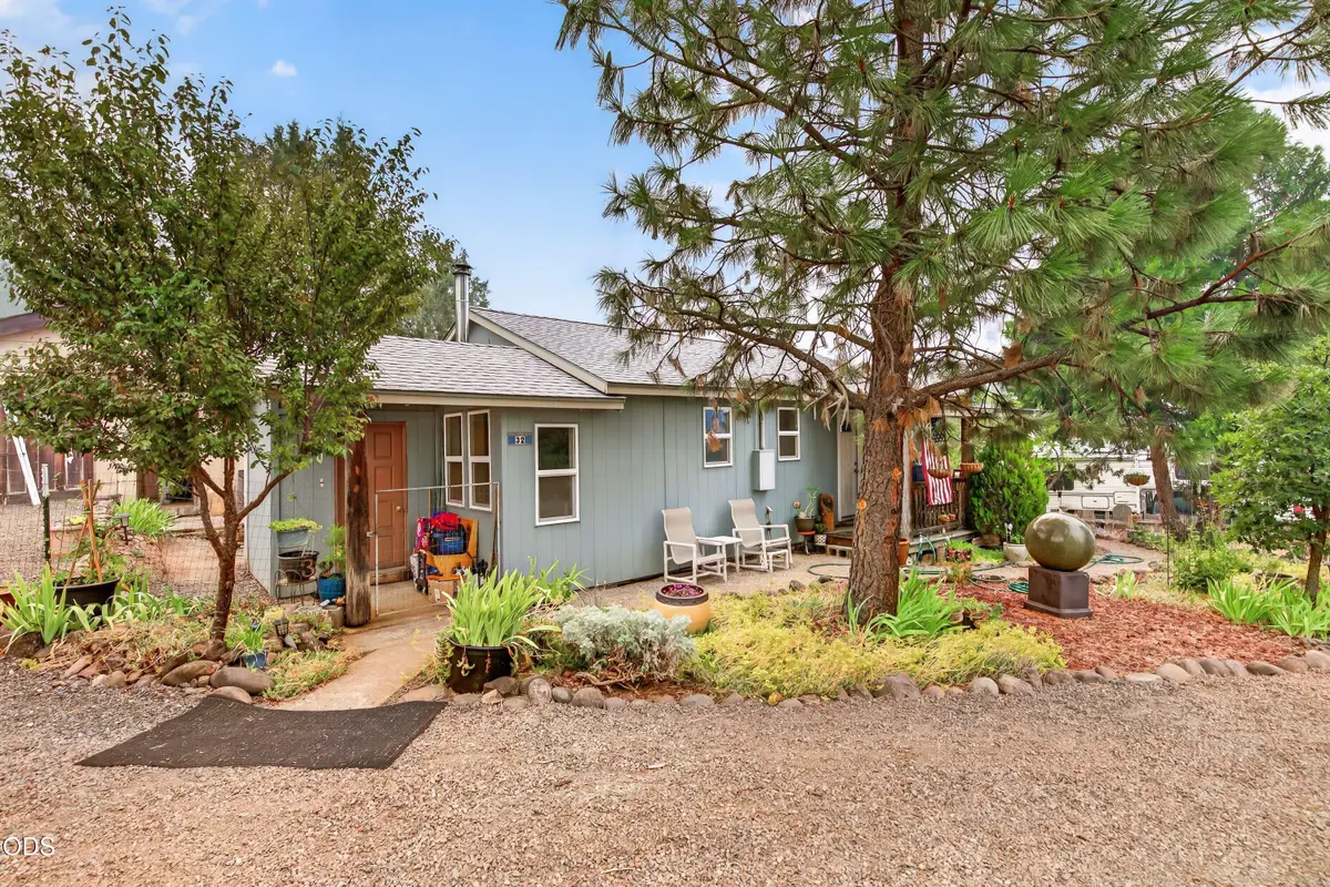32 Cora Drive, Shady Cove, OR 97539 - #1
