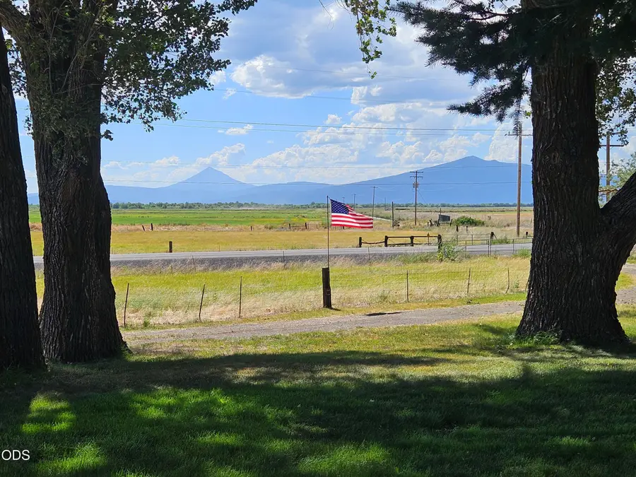 28089 Modoc Point Road, Chiloquin, OR 97624 - #3