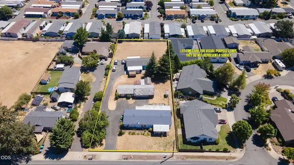 1405 Willow Lane, Grants Pass, OR 97527