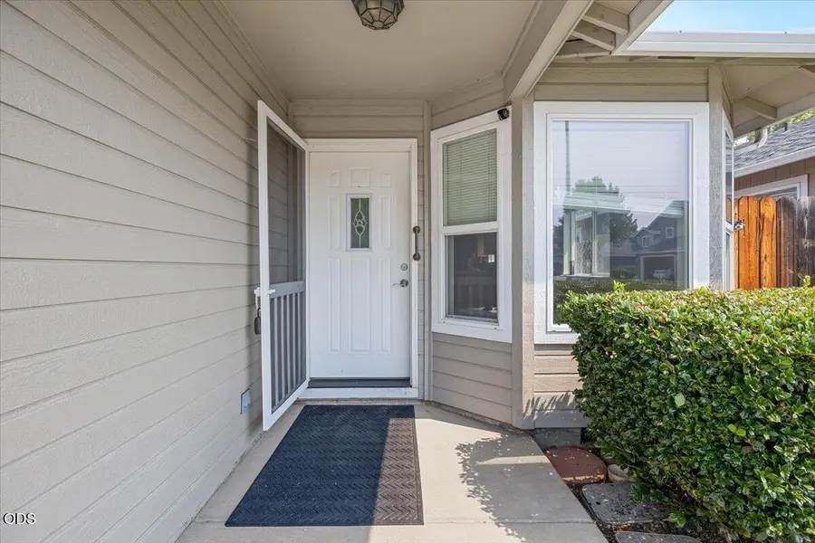 3180 Forest Hills Drive, Medford, OR 97504 - #3