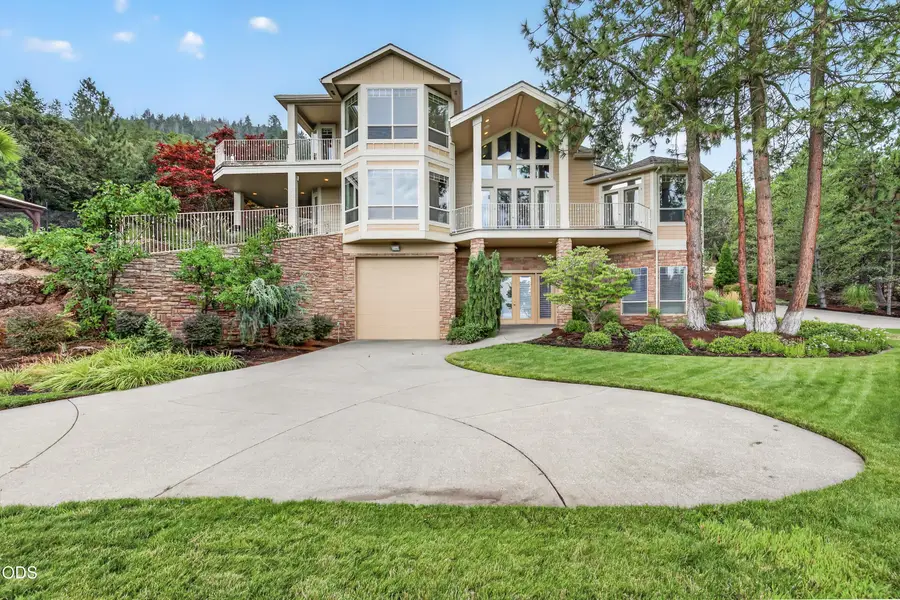 4459 Old Stage Road, Central Point, OR 97502 - #3