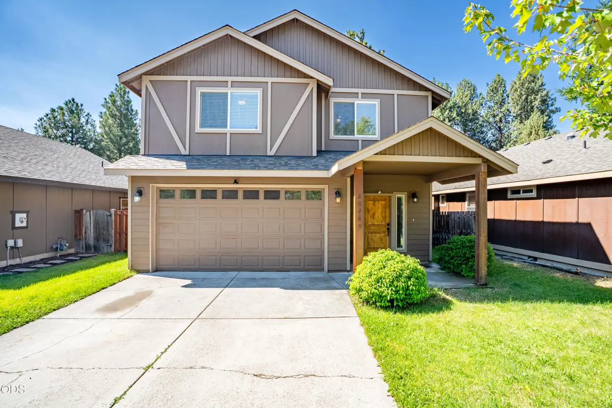 20269 Knightsbridge Place, Bend, OR 97702 - #1