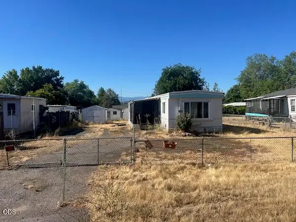 2548 Antelope Road, White City, OR 97503