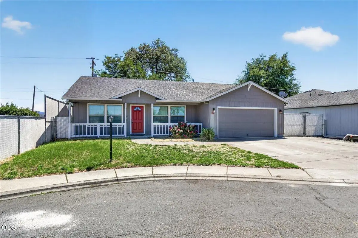 372 Sandi Way, Eagle Point, OR 97524 - #1