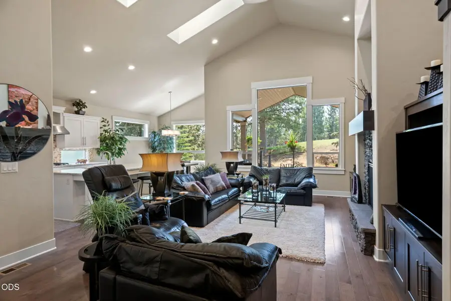 2541 NW Pine Terrace Drive, Bend, OR 97703 - #3