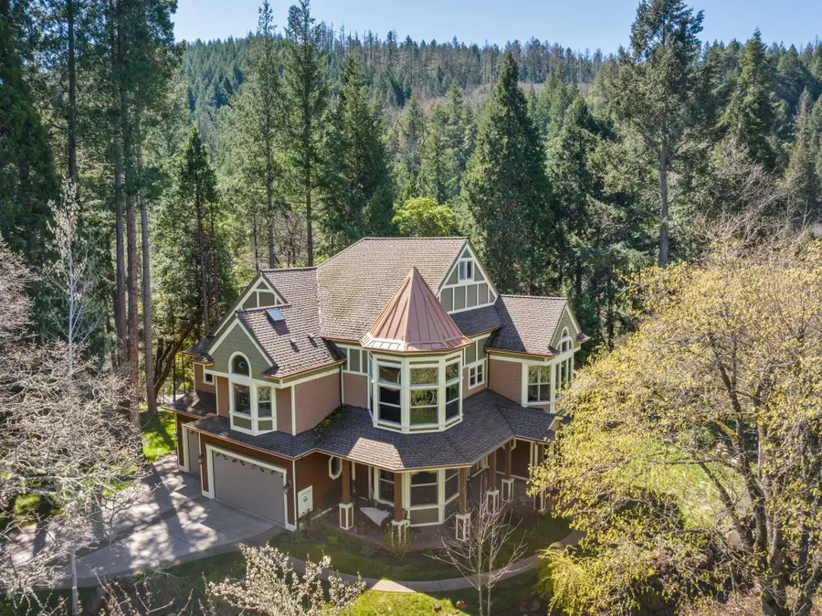 9530 S F Little Butte Road, Eagle Point, OR 97524 - #3