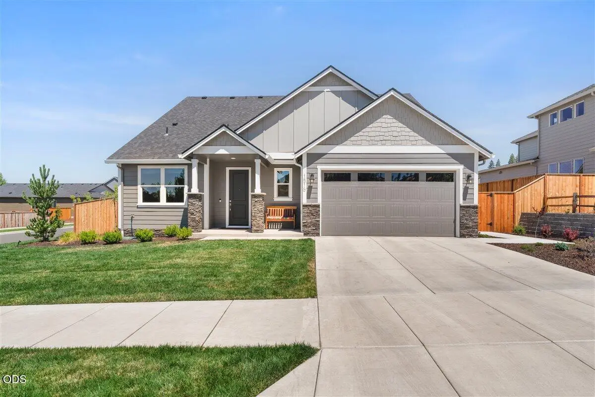 1516 Poppy Ridge Drive, Eagle Point, OR 97524 - #1