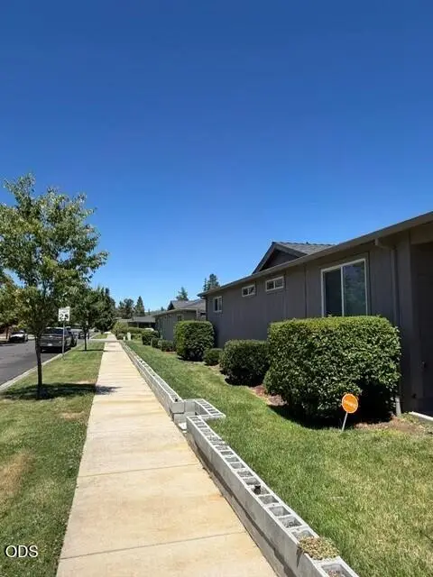 2245 SW Star Drive, Grants Pass, OR 97527 - #3
