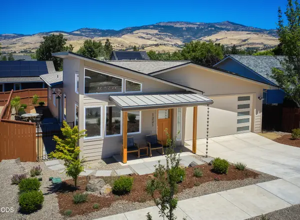 1221 Kirk, Ashland, OR 97520