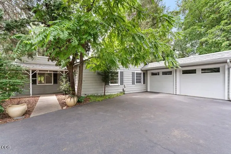 415 Berglund Street, Rogue River, OR 97537 - #2