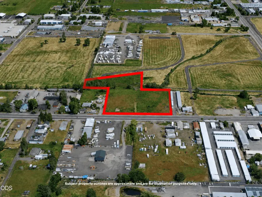 5202 Table Rock Road, Medford, OR 97502 - #3