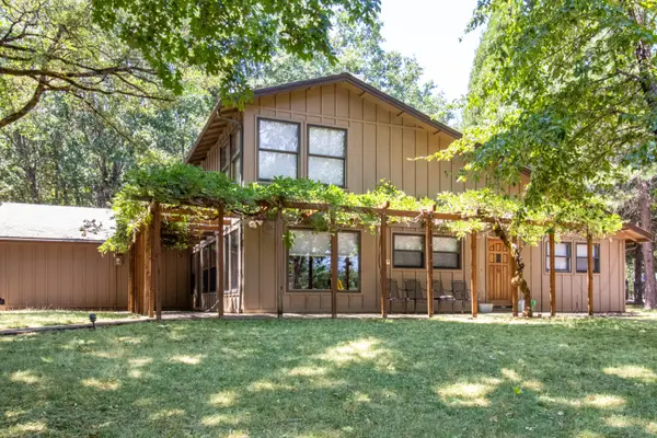 6651 Westside, Cave Junction, OR 97523