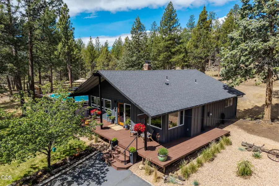 18943 Martingale Circle, Bend, OR 97703 - #2