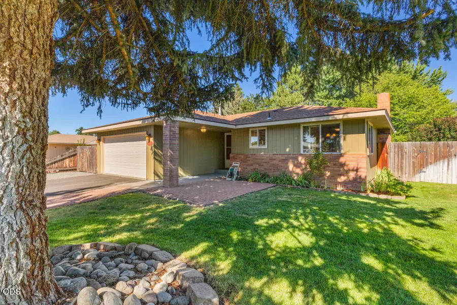 5336 Knightwood Drive, Klamath Falls, OR 97603 - #2