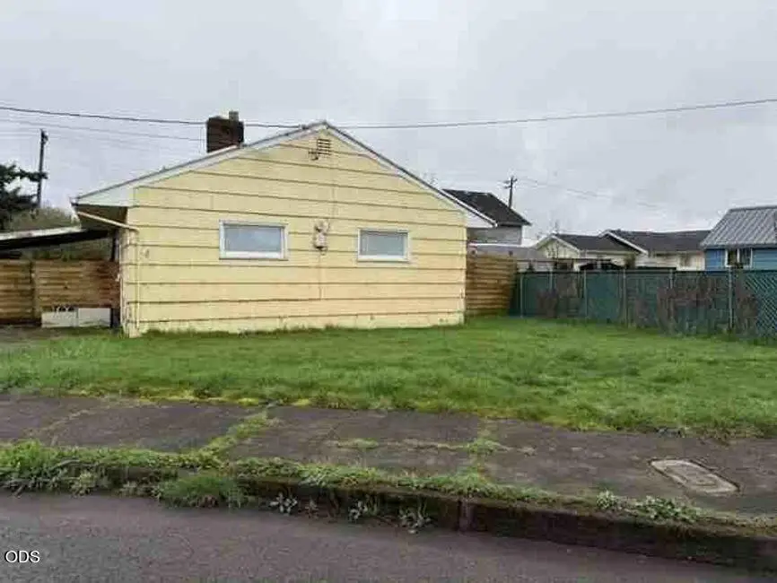 2407 10th Street, Tillamook, OR 97141 - #2