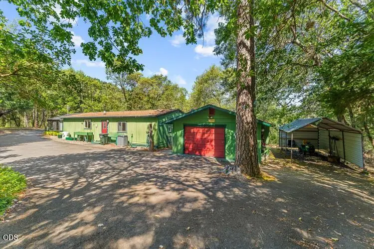 365 Greens Creek Road, Grants Pass, OR 97527 - #3