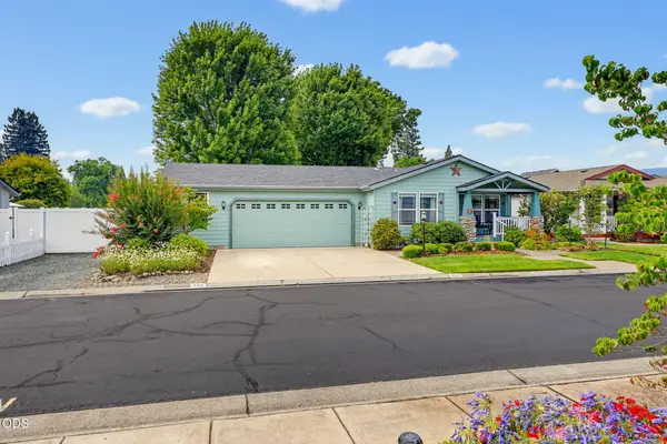 366 Marian Avenue # 39, Central Point, OR 97502