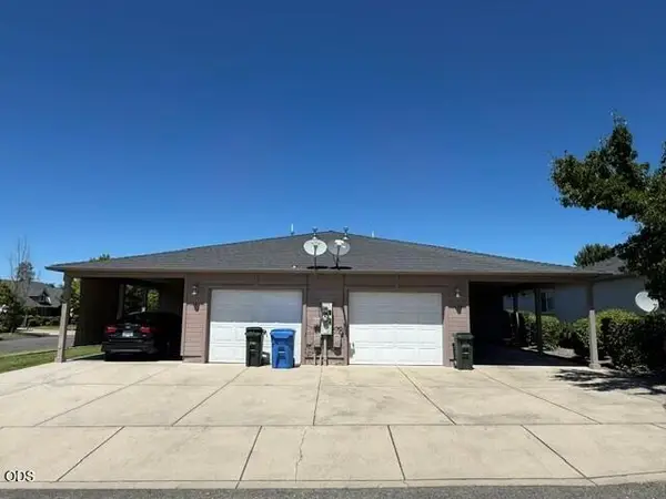 1439 SW Kellenbeck Avenue, Grants Pass, OR 97527