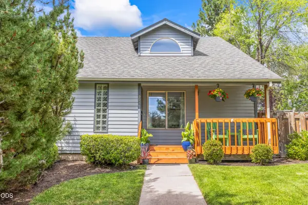 902 NW Ogden Avenue, Bend, OR 97703