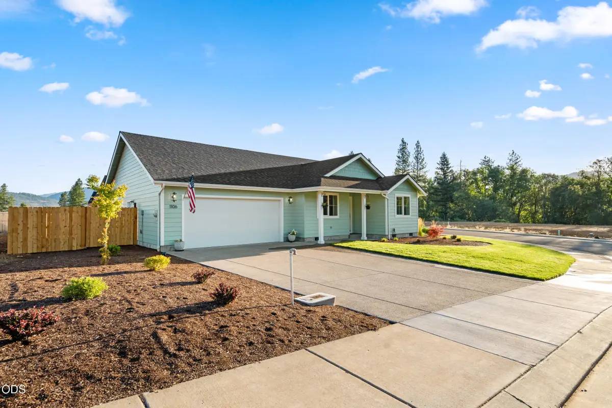 1106 Cascade Loop #Lot 8, Cave Junction, OR 97523 - #1