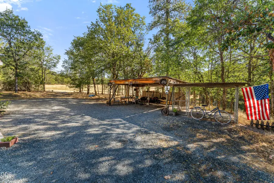 7606 Monument Drive, Grants Pass, OR 97526 - #3