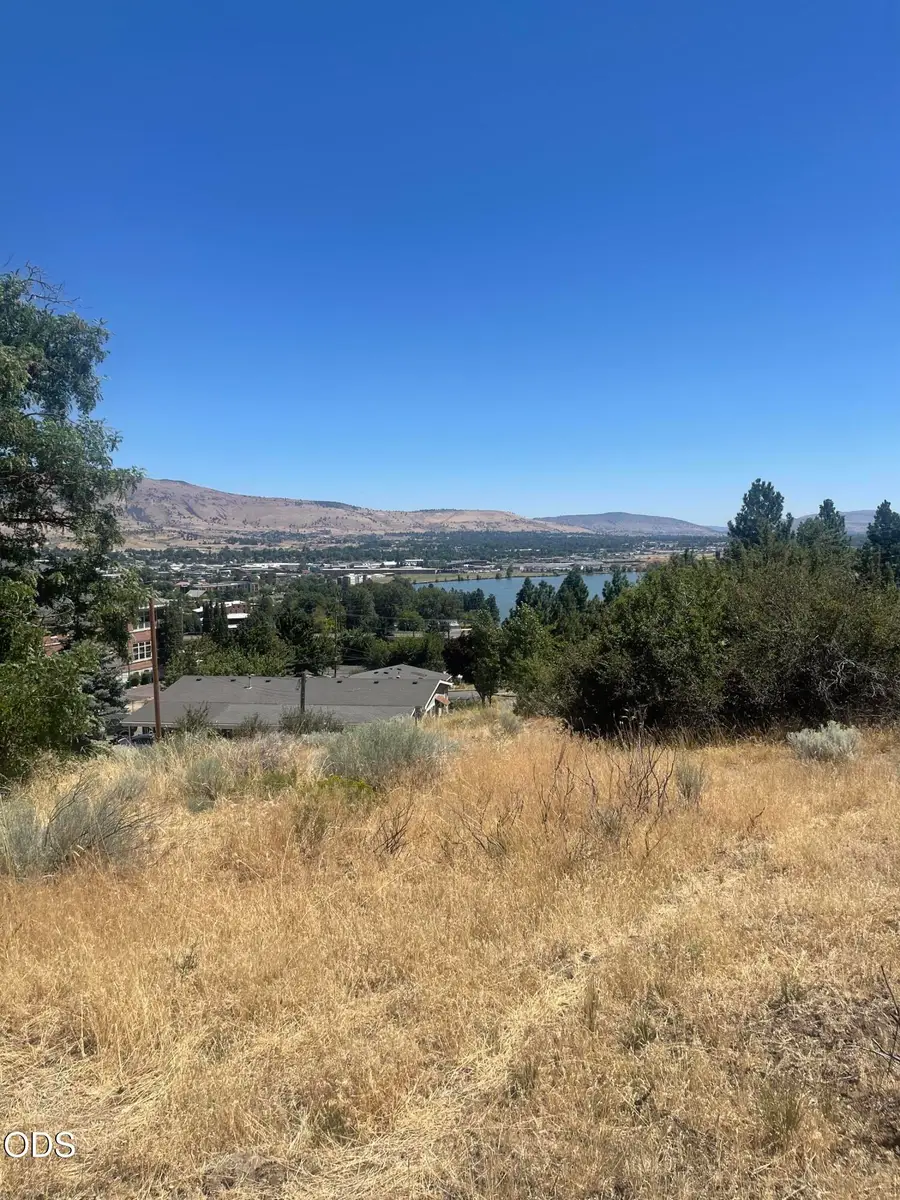 Armour Avenue #901, Klamath Falls, OR 97601 - #3