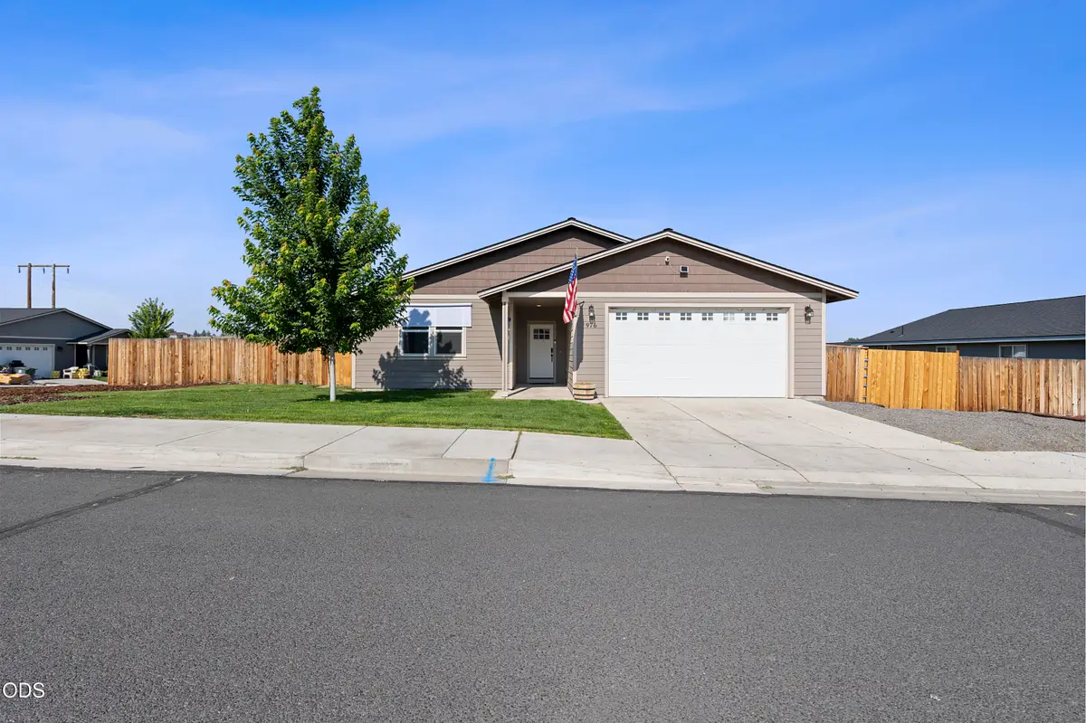 976 SE Maui Lane, Madras, OR 97741 - #1
