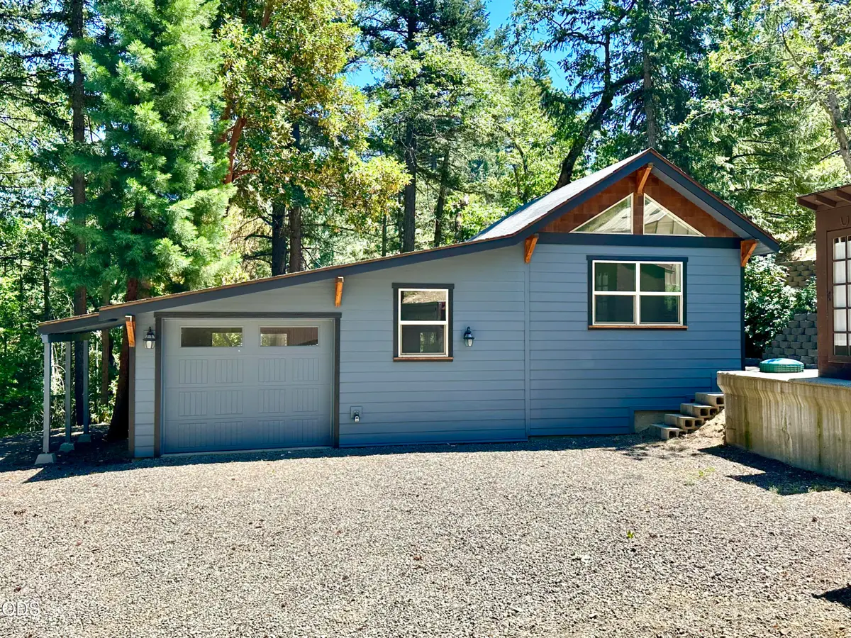 4712 Old Highway 99 S, Ashland, OR 97520 - #1