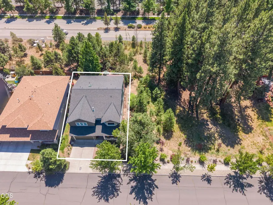 121 NW Outlook Vista Drive, Bend, OR 97703 - #2
